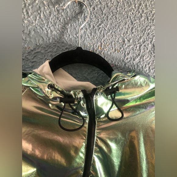 Silver Chrome Running Jacket - Picture 4 of 4